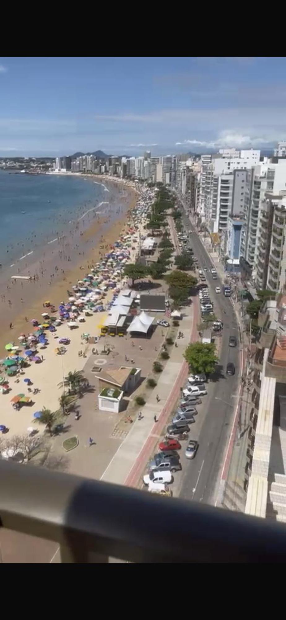 Malaga1201 Cobertura De Frente Para Praia Do Morro Guarapari Em Frente O Quiosque 19 Kültér fotó